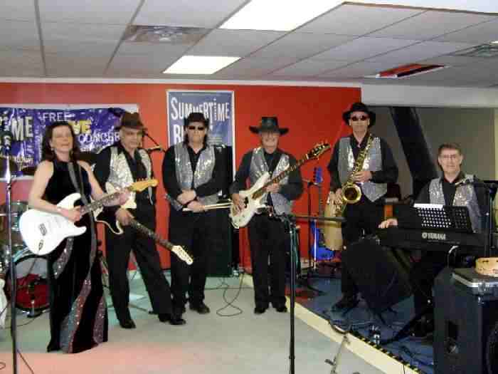 GreyNotes in 2008 - Photo courtesy of Garnet Hunt