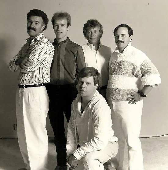 Nitemates - Seattle - Photo Courtesy of Mike McElhoe