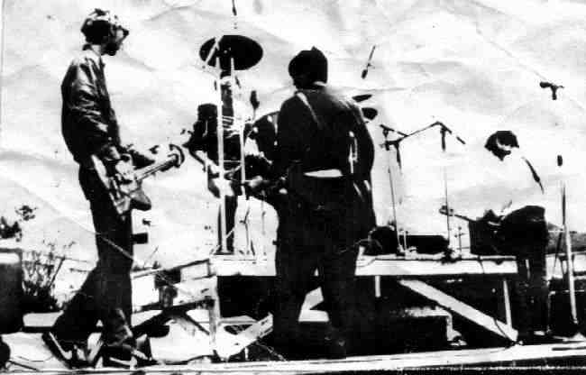Toiling Midgets - Photo courtesy of Paul Hood