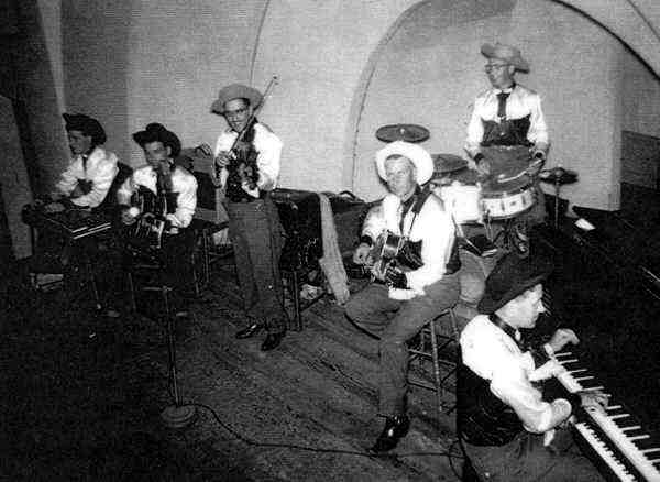 Hobo Handk and the Sons of the Delta - Photo Courtesy of Dan Alfredson